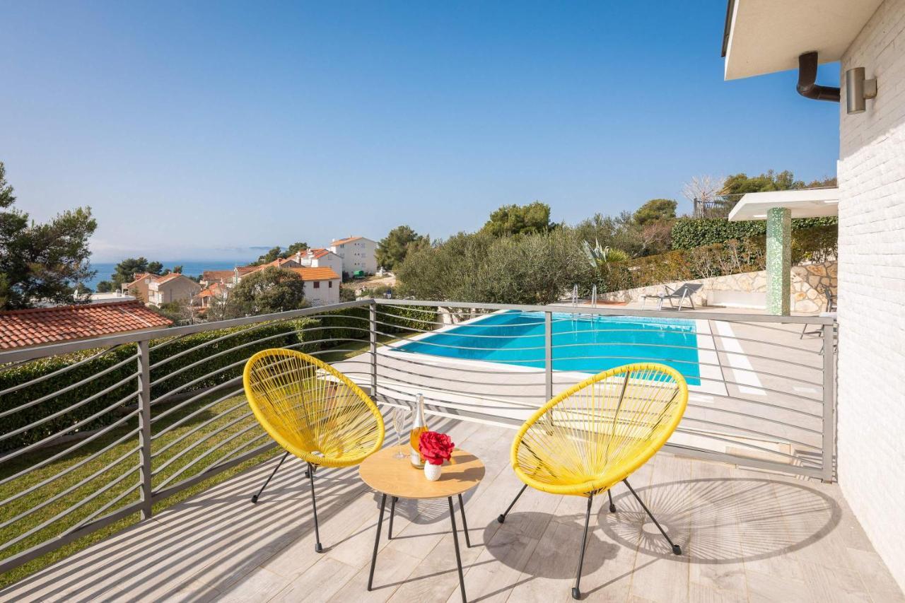 Villa Tela With Pool Zaboric Eksteriør bilde